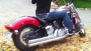 Yamaha DragStar XVS1100 with Cobra Speedster Shorts Exhaust [upl. by Tima]