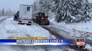 Storms wind snow caused I5 closure in Northern California Southern Oregon [upl. by Hyacinth]