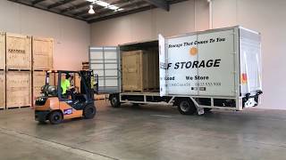 Unloading a Mobile Storage Box  Jake Removals and Storage Melbourne [upl. by Carlie]