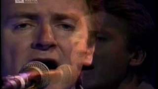 Neil Finn Crowded House  Distant Sun Acoustic live [upl. by Llenreb]