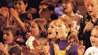 Die Zukunft das seid ihr ♪ Konzert für Kinder  Mutmachlieder Grundschule  Larissa Schories [upl. by Cock]