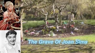 The Grave Of Joan Simss Ashes Putney Vale Cemetery [upl. by Abate]