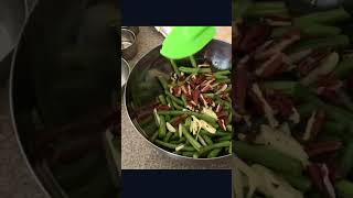 Oven Roasted Green Beans with Olive oil Garlic and Pecans [upl. by Anear]