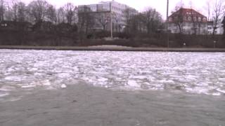 Die letzten Meter auf der quotFlutquot  EisbrecherEinsatz auf dem Mittellandkanal [upl. by Inuat]