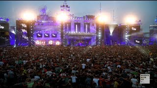 PAROOKAVILLE 2018  WampW Crowd Control [upl. by Lekkim330]