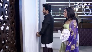 Karan and Preeta got stuck in the bathroom  Chinna Poove Mella Pesu  ZEE5 Tamil Classics [upl. by Nedyaj]