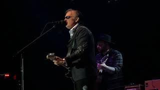 Joe Bonamassa introduces band talks to audience quotBall Peen Hammerquot LIVE Vina Robles Paso Robles CA [upl. by Cailly]