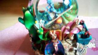 A Bugs Life Snowglobe playing A Bugs Life Theme [upl. by Prissy906]