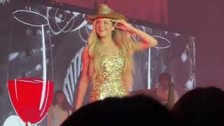 Kelsea Ballerini  Hole in the Bottle  20230310  Minneapolis Minnesota [upl. by Asila]