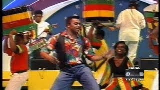 Olodum  Requebra  Criança Esperança 1994 [upl. by Ahtinak686]