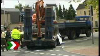 Mann geriet mit Fahrrad unter LKW in Oberhausen Tot [upl. by Adena]