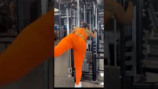 Shenseea did this while working out 😳😳 shenseea shenyeng [upl. by Verena]