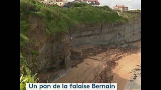 Biarritz  un pan de la falaise seffondre [upl. by Myke]