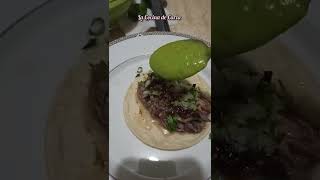 Tacos de cachete y chamorro [upl. by Lilyan]