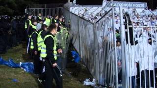 HOOLIGANSCZ Zbrojovka Brno  Baník Ostrava  ochranka vs fans Baníku [upl. by Ecnedac]