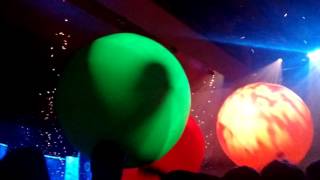 Slava s Snow show Lara 300416 II [upl. by Ashti135]