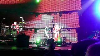 Weezer  Susanne Live 10112008 [upl. by Asirak720]