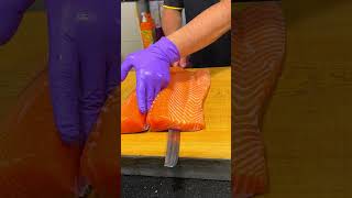 Unbelievable Precision Watch This Sushi Master Remove Salmon Skin 🐟✨ SushiArt ChefSkills Foodie [upl. by Ramso]