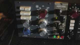 Apogee Duet VS Avedis MA5 VS Heritage Audio 1073500 Preamps On Guitar [upl. by Eliott]