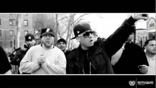 Plaka Plaka  Cosculluela Official Video [upl. by Hutchings]