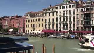 Exploring Venice  Rialto Bridge amp Cannaregio District [upl. by Inalaehak]