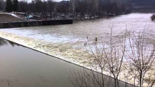 Lock 4 Frankfort Kentucky 122010 [upl. by Nosreh]