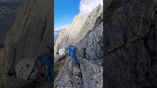 Mount Evan Thomas west ridge slab traverse and up chimney kananaskis scrambling hiking [upl. by Kimberly77]