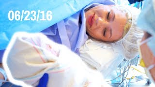 BIRTH VIDEO OF BABY TWINS TAYTUM AND OAKLEY EMOTIONAL [upl. by Lula]