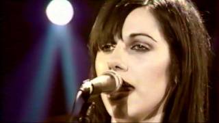 PJ Harvey  20010227 Nulle Part Ailleurs [upl. by Anirrak]