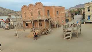 Panorámica de un viejo pueblo del Oeste en el MiniHollywood Oasys del Desierto de Tabernas Almería [upl. by Acinoj]