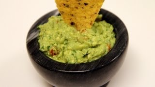 Avocado Guacamole Recipe  CookingWithAlia  Episode 244 [upl. by Dalston30]