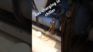 Charging Gas 134a in carrier chiller [upl. by Crespi]