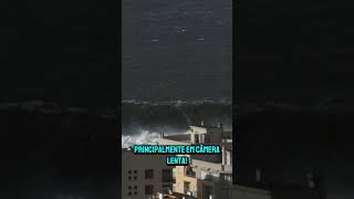 Fui ver as ondas Gigantes de Nazaré e estava ventando um pouquinho Coisa pouca quase nada [upl. by Talbert278]