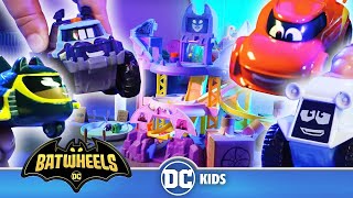 Batwheels auf Deutsch 🇩🇪  ALLE EPISODEN  DCKidsDeutschland [upl. by Fabiano298]