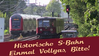 ◄ HISTORISCHE SBAHN BERLIN ►In Plänterwald hält der Jubiläumszug und Abfahrt mit Mega Sound  HiSB [upl. by Nit]