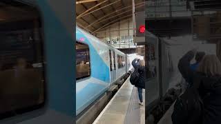 Class 185 arriving into Leeds train trainspotter trainstation transpennineexpress [upl. by Aicela]