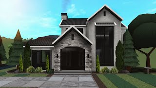 Bloxburg  Realistic Modern Family house Speedbuild  Roblox House Build [upl. by Latreshia]