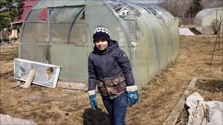 Starting the Spring clean up at our dacha  April 9 2023 [upl. by Staw234]