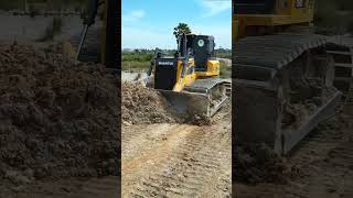 Perfectly Dozer Shantui Pushing Soil Into Water pnmachines [upl. by Anaej]