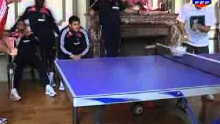 Yoann Gourcuff et Thierry Henry jouent au Ping pong [upl. by Noed]