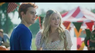 betty and archie barchie compete against each other riverdale 6x01 [upl. by Vladimar]