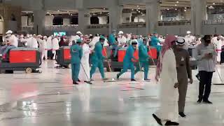 cleaning kaaba  khana kaaba cleaning videos  khana kaaba cleaning [upl. by Owades]