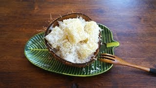 Steamed Tapioca Cassava Kuih With Coconut [upl. by Dimah]