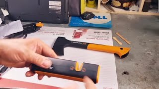 Fiskars Axe amp knife sharpener [upl. by Nnep]