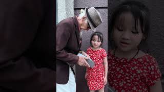 Inspirational Video  There are so many good people in this world kindnessman Viral [upl. by Gnad729]