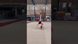 Enchaînement de bases au sol pour une jeune gymnaste de 7 ans 🤸‍♀️ [upl. by Holly-Anne]