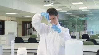 Making an Agarose Gel  University of Leicester [upl. by Pearla]