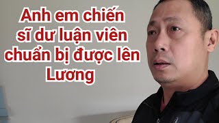 65 nhân viên tin rằng Lương trả không công bằng  dân Việt Nam vất vả mưu sinh [upl. by Siramed]