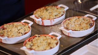 Biocoop  Recette de Crumble Fraise Rhubarbe [upl. by Debbie]