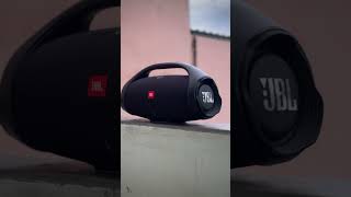 JBL Boombox 2 tocando “Malvadinho” [upl. by Silbahc]